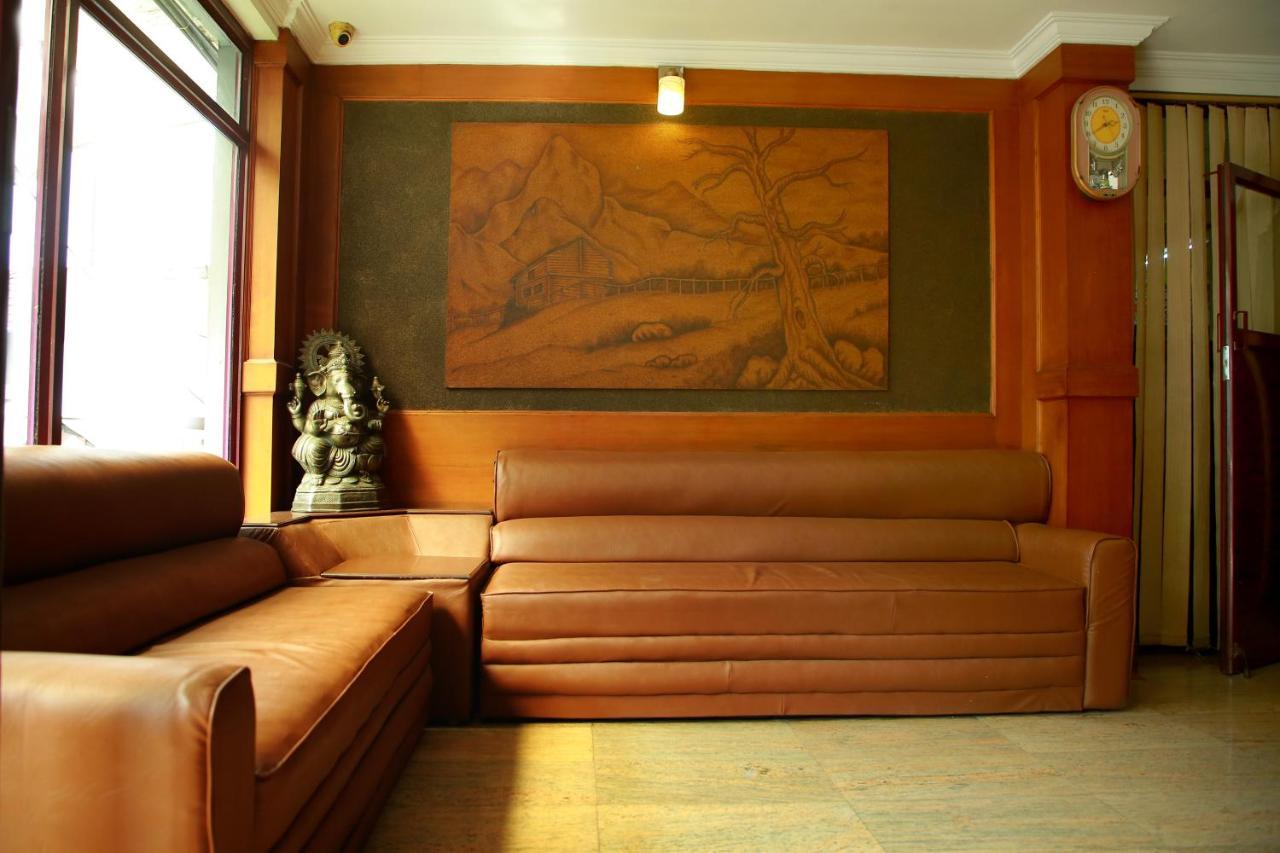Kalathil Tourist Home Kunnamkulam Esterno foto